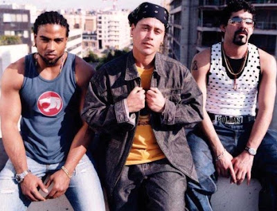 Foto de Orishas al aire libre