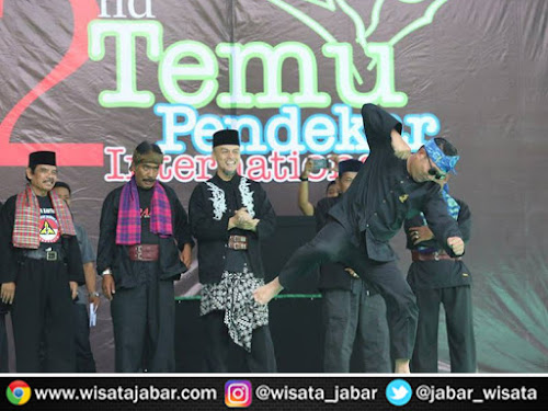 Pembukaan Temu Pendekar Internasional di Bandung Ridwan Kamil Buka Event Temu Pendekar Internasional II di Plaza Balai Kota