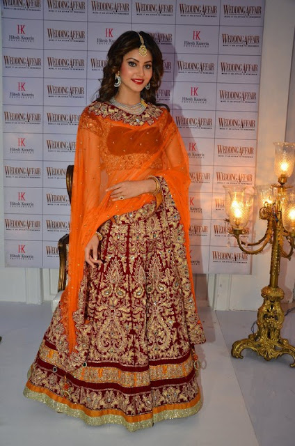 Urvashi Rautela traditional wear hd photos