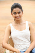 Rakul Preet Singh Sizzling Pics-thumbnail-15