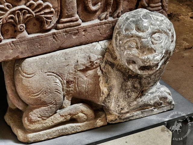 STRASBOURG (67) - Sarcophage d'Adeloch (1130)