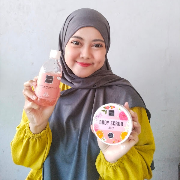 Solusi Malas Mandi Pagi dengan Scarlett Shower Scrub Jolly dan Body Scrub Jolly