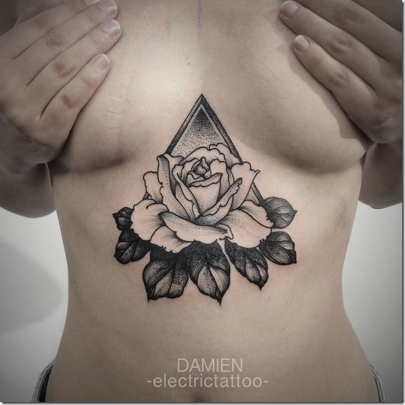 dotwork_rose_ventre_tatouage