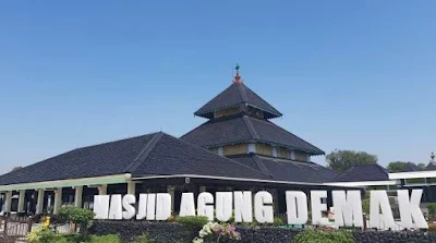 Sejarah Bangunan Masjid Agung Demak