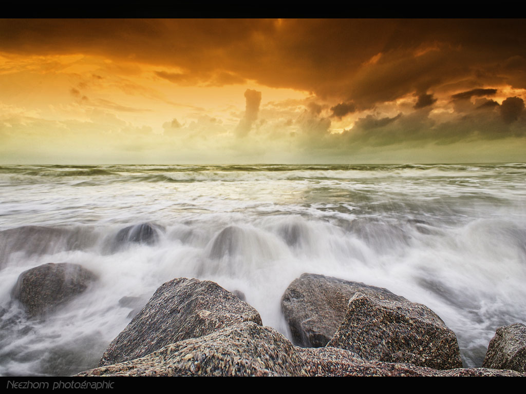 Gambar Pantai Kuala Ibai, Kuala Terengganu - Neezhom 