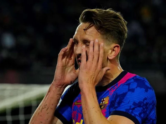 Former Barcelona supremo ‘confident’ Frenkie de Jong’s contract is legal