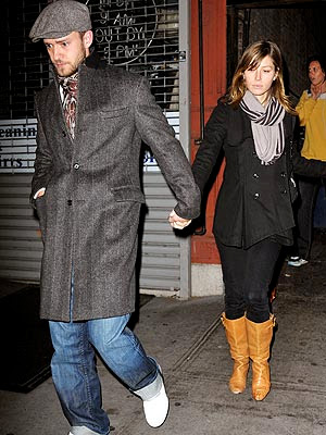 justin timberlake and jessica biel engaged. justin timberlake and jessica