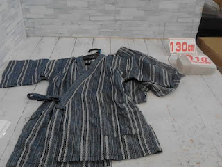 中古品　子供服　１３０ｃｍ　甚平　１１０円