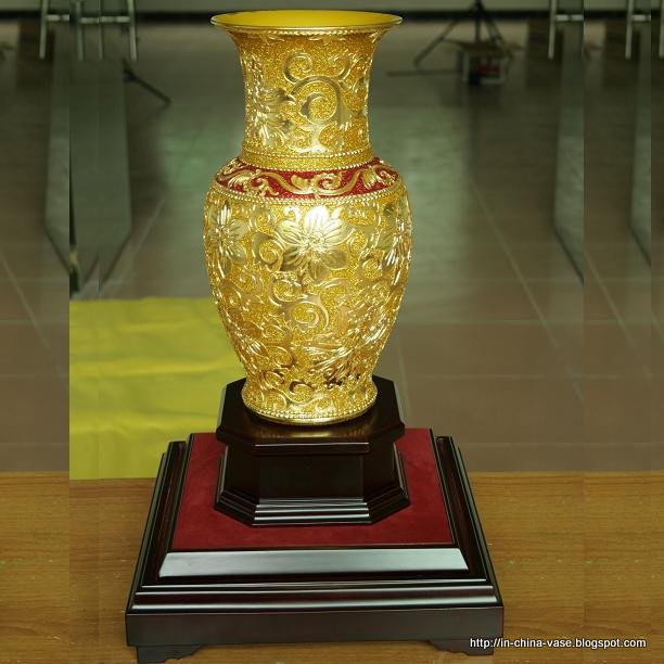 In china vase:vase-29698