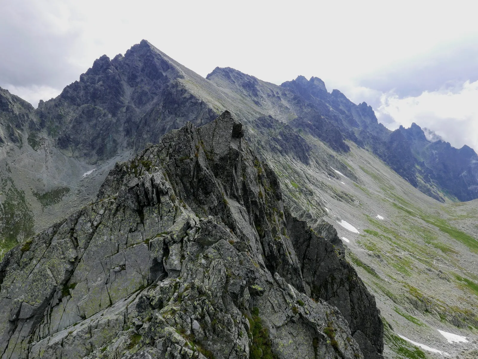 Opis Drogi Martina na Gerlach. Jak wejść na Gerlach? Czy wejście na gerlach jest trudne? Gerlach szczyt Tatr. Najwyższy szczyt Tatr. Gerlach drogą Martina. Gerlach Tatry. Gerlach droga. Gerlach na własną rękę. Gerlach trasa. Gerlach drogą Martina. Gerlach Martinovka. Gerlachovský štít. Gerlachovka. Korona Europy. Wysokie Tatry Gerlach. Słowacja Gerlach. Zadni Gerlach. Gerlach tatry wejście. Gerlach vysoke tatry. Gerlach góra. Gerlach szczyt. Gerlach opis szlaku. Tatry poza szlakiem. Tatry dla zaawansowanych. Gerlach latem. Ako na gerlachovský štít. cesta na gerlachovský štít. climb gerlachovský štít. climbing gerlachovský štít. gerlachovsky stit climbing routes. gerlachovsky stit martinova cesta. gerlachovsky stit martinovka. gerlachovsky stit obrazky. gerlachovsky stit turistika. gerlachovsky stit vystup. gerlachovsky stit vystup bez sprievodcu. gerlachovsky stit without guide.  gerlach czas wejścia. gerlach drogi wejścia. gerlach góra wejście. gerlach jak wejść. gerlach opis wejścia. gerlach szczyt wejscie. gerlach słowacja wejście. gerlach tatry wejście. gerlach wejście bez przewodnika. gerlach wejście na szczyt. gerlach wejście trudność.