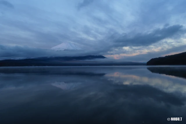 富士山・朝景～山中湖