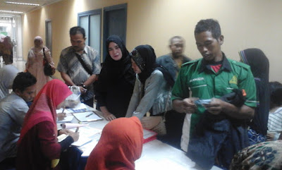 Tabungan Haji Umroh ini @ konsep yang sangat memastikan pesertanya untuk melaksanakan Ibadah Umroh terlebih dahulu (Talangan Dana Umroh) dengan pelunasan pembayaran biaya Umroh di laksanakan setelah pulang dari menjalankan ibadah umroh. Dan bisa membayar dengan ansuran maksimal 20 kali pembayaran tanpa riba atau jaminan khusus untuk seluruh kaum muslim di Indonesia. Hal Penting dalam pelaksanaan pembiayaan Tabung Haji Umroh, H.MK. Yulianto, SE selaku pendiri Yulianto foundation memberikan pinjaman kepada setiap peserta Tabung Haji Umroh Maksimal sebesar Rp.25.000.000,- {Dua Puluh Lima Juta rupiah} Yamg mana khusus pembiayaan umroh. Sebagai penjagaan dalam sesuatu yang tidak di inginkan pada akuntabilitas nya yulianto foundation bekerjasama dengan lembaga keuangan bank yang mana pengelolaannya itu sesuai dengan kaidah yang di syariatkan islam dalam pengelolaan dana para peserta Tabung Haji Umrah,@ melakukannya dengan melalui rekening atas nama peserta yang bersangkutan. Nahh..Yulianto Foundation adalah sebagai yang memberikan talangan atau kekurangan biaya umrah yang di perlukan oleh peserta, Luar biasa bukan !!! Tabungan Haji Umrah Yulianto Foundation dikelola dengan prinsip mudah dan berkah Insyaalllah. Dengan system yang mana pelaksanaan nya sangat sederhana sekali yaitu untuk menjadi peserta Tabung Haji Umrah Yulianto Foundation tidak di perlukan jaminan apapun baik itu slip gaji,sertifikat properti dll kami hanya niat membantu khusus antum semua yang berada di Indonesia. Dan juga syarat-syarat administrasi nya sangat mudah peserta Tabung Haji Umrah harus memiliki paspor yang menjadi syarat murni dalam melakukan touring ke luar negeri. kemudahan-kemudahan yang kami sebutkan tadi semoga menjadi salah satu ikhtiar untuk mendapatkan keberkahan dan ridho Allah swt. Hal Penting juga bagi peserta sekali lagi setelah umroh di perbolehkan mencicil dana talangan Yulianto foundation sebanyak 20 kali pembayaran. (maksimal). bagi peserta ibadah umroh dan meninggal dunia maka tidak ada kewajiban bagi ahli waris/ keluarga untuk melanjutkan kewajiban angsuranya. Yukianto foundation memutihkan kewajiban angsuran tersebut. 100 % SAMA SEKALI TIDAK ADA TIPU MENIPU . Bagi para peserta dengan segala kemudahan untuk menjaga peserta Tabungan Haji Umroh, Program ini sangat rawan menjadi kedok penipuan. keikhlasan lah landasan kami dalam benar-benar mebantu mengfasilitasi para kaum muslim di Indonesia agar mudah pergi ke baitullah melakukan ibadah Umroh. Selama Orang Muslim di indonesia Pada tahun 2014-2015, Alhamdulillah sebanyak 832 peserta tabung Haji Umroh yang telah kami berangkatkan dengan izin Allah. PT Hanan Nusantara dengan izin registrasi Umroh D/169/2014 dari kementerian Agama RI @ operator yang memberangkatkan peserta Tabung Haji Umroh melaksanakan Ibadah Umroh. Silahkan HUB kami : 08123 2222 355 / 0838 9122 4907 Tabungan Haji Umroh ini @ konsep yang sangat memastikan pesertanya untuk melaksanakan Ibadah Umroh terlebih dahulu (Talangan Dana Umroh) dengan pelunasan pembayaran biaya Umroh di laksanakan setelah pulang dari menjalankan ibadah umroh. Dan bisa membayar dengan ansuran maksimal 20 kali pembayaran tanpa riba atau jaminan khusus untuk seluruh kaum muslim di Indonesia. Hal Penting dalam pelaksanaan pembiayaan Tabung Haji Umroh, H.MK. Yulianto, SE selaku pendiri Yulianto foundation memberikan pinjaman kepada setiap peserta Tabung Haji Umroh Maksimal sebesar Rp.25.000.000,- {Dua Puluh Lima Juta rupiah} Yamg mana khusus pembiayaan umroh. Sebagai penjagaan dalam sesuatu yang tidak di inginkan pada akuntabilitas nya yulianto foundation bekerjasama dengan lembaga keuangan bank yang mana pengelolaannya itu sesuai dengan kaidah yang di syariatkan islam dalam pengelolaan dana para peserta Tabung Haji Umrah,@ melakukannya dengan melalui rekening atas nama peserta yang bersangkutan. Nahh..Yulianto Foundation adalah sebagai yang memberikan talangan atau kekurangan biaya umrah yang di perlukan oleh peserta, Luar biasa bukan !!! Tabungan Haji Umrah Yulianto Foundation dikelola dengan prinsip mudah dan berkah Insyaalllah. Dengan system yang mana pelaksanaan nya sangat sederhana sekali yaitu untuk menjadi peserta Tabung Haji Umrah Yulianto Foundation tidak di perlukan jaminan apapun baik itu slip gaji,sertifikat properti dll kami hanya niat membantu khusus antum semua yang berada di Indonesia. Dan juga syarat-syarat administrasi nya sangat mudah peserta Tabung Haji Umrah harus memiliki paspor yang menjadi syarat murni dalam melakukan touring ke luar negeri. kemudahan-kemudahan yang kami sebutkan tadi semoga menjadi salah satu ikhtiar untuk mendapatkan keberkahan dan ridho Allah swt. Hal Penting juga bagi peserta sekali lagi setelah umroh di perbolehkan mencicil dana talangan Yulianto foundation sebanyak 20 kali pembayaran. (maksimal). bagi peserta ibadah umroh dan meninggal dunia maka tidak ada kewajiban bagi ahli waris/ keluarga untuk melanjutkan kewajiban angsuranya. Yukianto foundation memutihkan kewajiban angsuran tersebut. 100 % SAMA SEKALI TIDAK ADA TIPU MENIPU . Bagi para peserta dengan segala kemudahan untuk menjaga peserta Tabungan Haji Umroh, Program ini sangat rawan menjadi kedok penipuan. keikhlasan lah landasan kami dalam benar-benar mebantu mengfasilitasi para kaum muslim di Indonesia agar mudah pergi ke baitullah melakukan ibadah Umroh. Selama Orang Muslim di indonesia Pada tahun 2014-2015, Alhamdulillah sebanyak 832 peserta tabung Haji Umroh yang telah kami berangkatkan dengan izin Allah. PT Hanan Nusantara dengan izin registrasi Umroh D/169/2014 dari kementerian Agama RI @ operator yang memberangkatkan peserta Tabung Haji Umroh melaksanakan Ibadah Umroh. Silahkan HUB kami : 08123 2222 355 / 0838 9122 4907