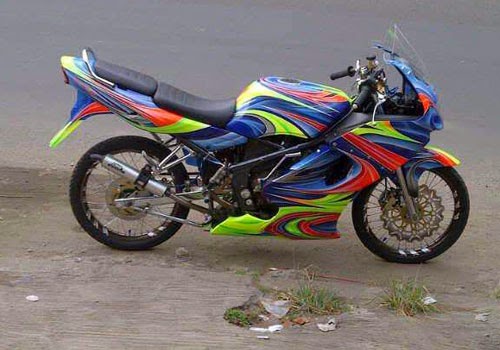 Modifikasi Motor Kawasaki Ninja 150 RR velg Jari-Jari