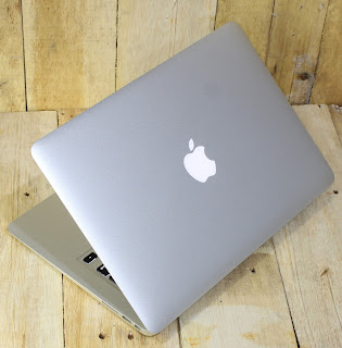 MacBook Air Core i5 (13-inch, Early 2014)