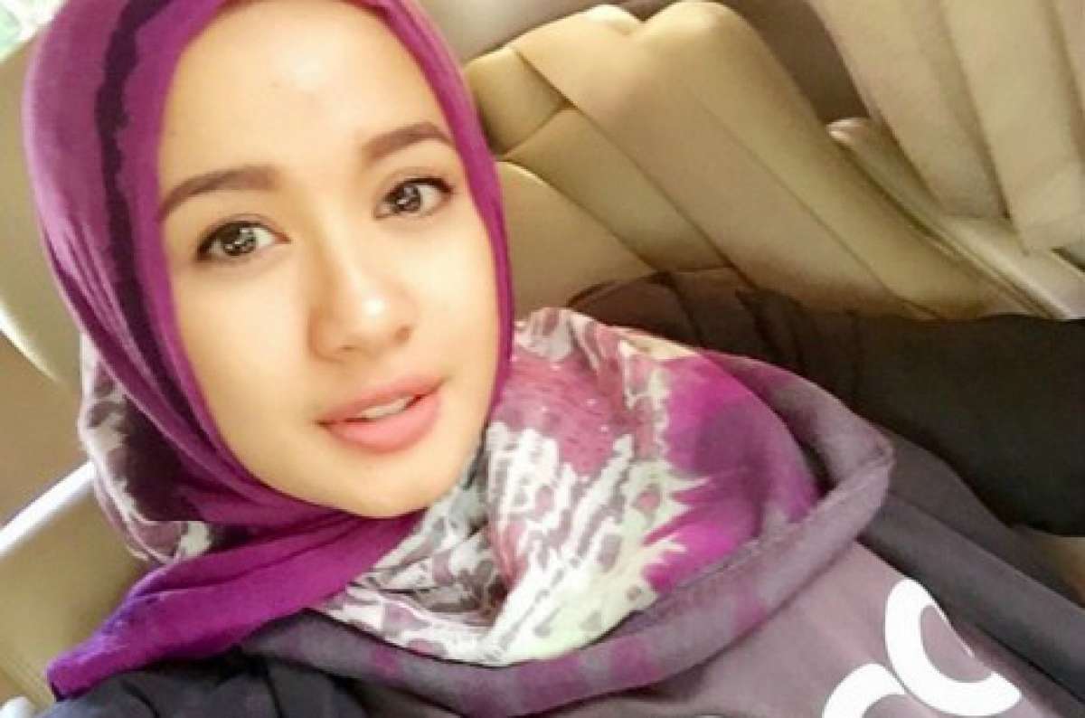 60 Gambar Dp Bbm Wanita Cantik Kumpulan Gambar DP BBM