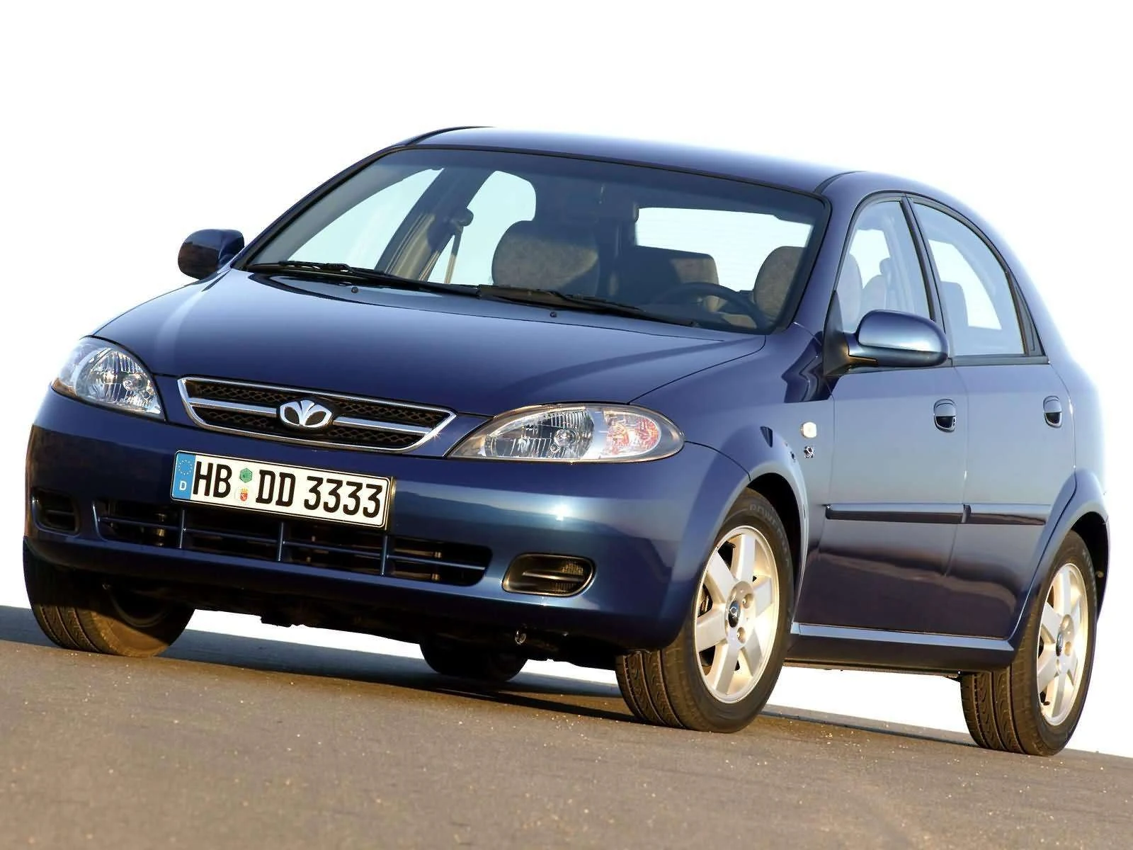 Hình ảnh xe ô tô Daewoo Lacetti SX 2004 & nội ngoại thất