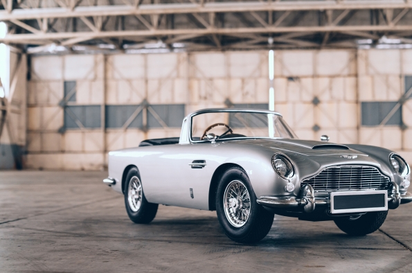 aston-martin-db5-junior-no-time-to-die-edition