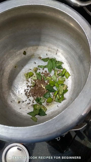 Add-Curry-Leaves