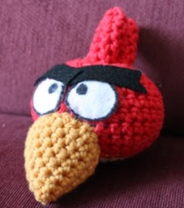 http://translate.googleusercontent.com/translate_c?depth=1&hl=es&rurl=translate.google.es&sl=no&tl=es&u=http://amigurumi.blogg.no/1303811313_angry_birds__rd_fugl_.html&usg=ALkJrhjQE8Slvq-I7R9La1_2ORmBmOAExA