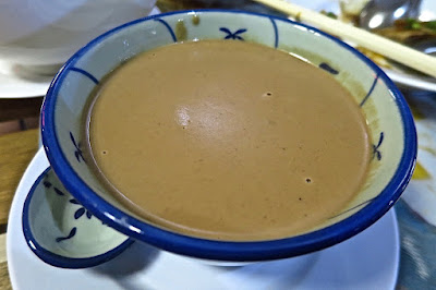 Yat Ka Yan (一家人), walnut paste