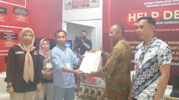 Diwakili Penghubung, Fadel Muhammad Serahkan 6.134 KTP Dukungan Bacalon DPD RI ke KPU Provinsi Gorontalo