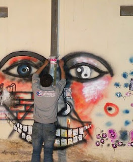 Graffiti-Art-Mural-Face-Color-Design