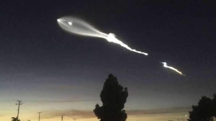  Geger Penampakan Pesawat UFO di California