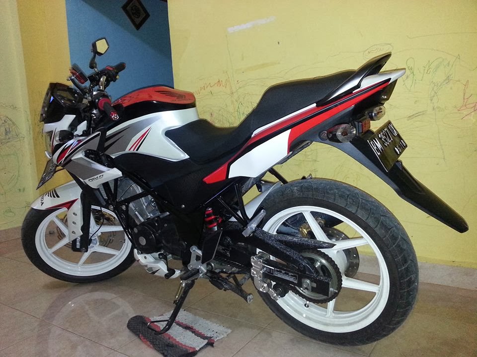 Motor honda modifikasi cb150r minimalis full fairing ceper 