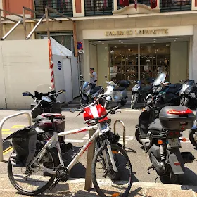 bike rental shop in nice