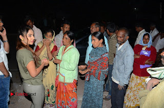 Actress Sri reddy (apthatrust director) Distrubuted Blankets for Orphans at Sai Baba Temple  0039.JPG