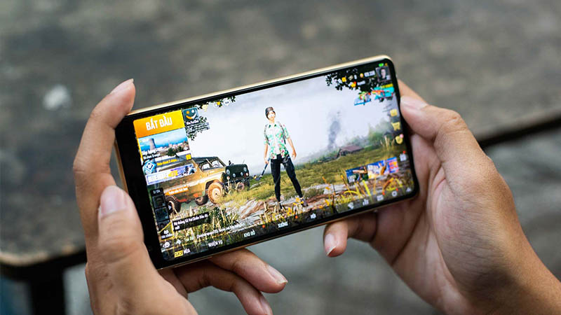 Ứng dụng Floating Tube cũng giúp bạn vừa nghe nhạc vừa chơi game