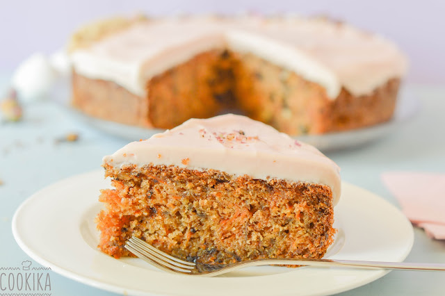 Carrot cake with beetroot