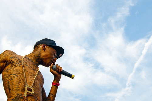 wiz khalifa tattoos close up. wiz khalifa mohawk pics