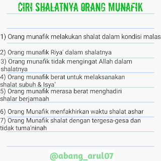 7 ciri shalatnya orang munafik