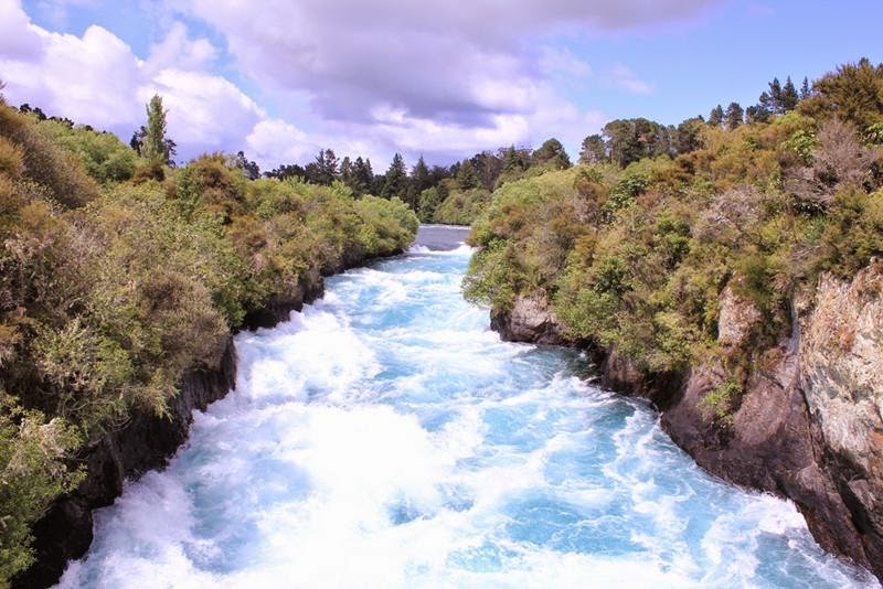 huka falls, huka falls new zealand, huka falls to taupo, huka falls taupo, the huka falls on the waikato river, lake taupo to huka falls, huka falls taupo, huka falls swimming, huka falls hike,