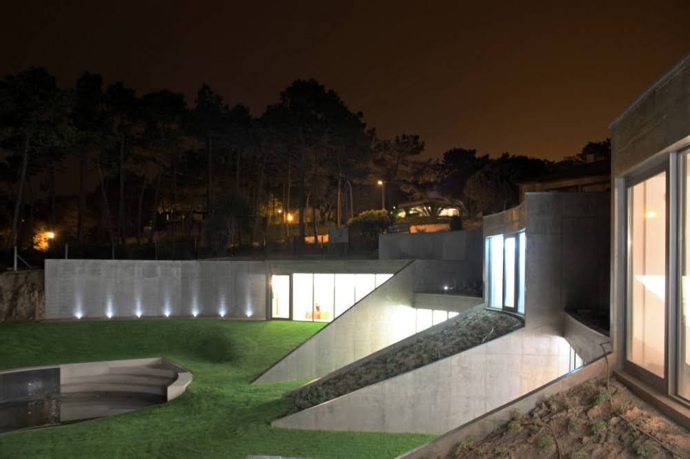 Casa en Foz do Arelho - Alexandre Burmester Arquitectos Asociados