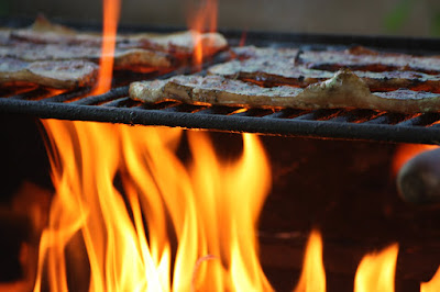  Memorial Day Grilling Safety Tips