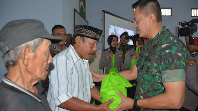 Sinergitas TNI-Polri dan Komponen Masyarakat Banyumas Donorkan Darah