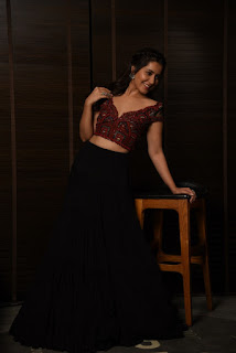 Raashi Khanna Beautiful Photos In Maroon Color Blouse And Black Lehenga