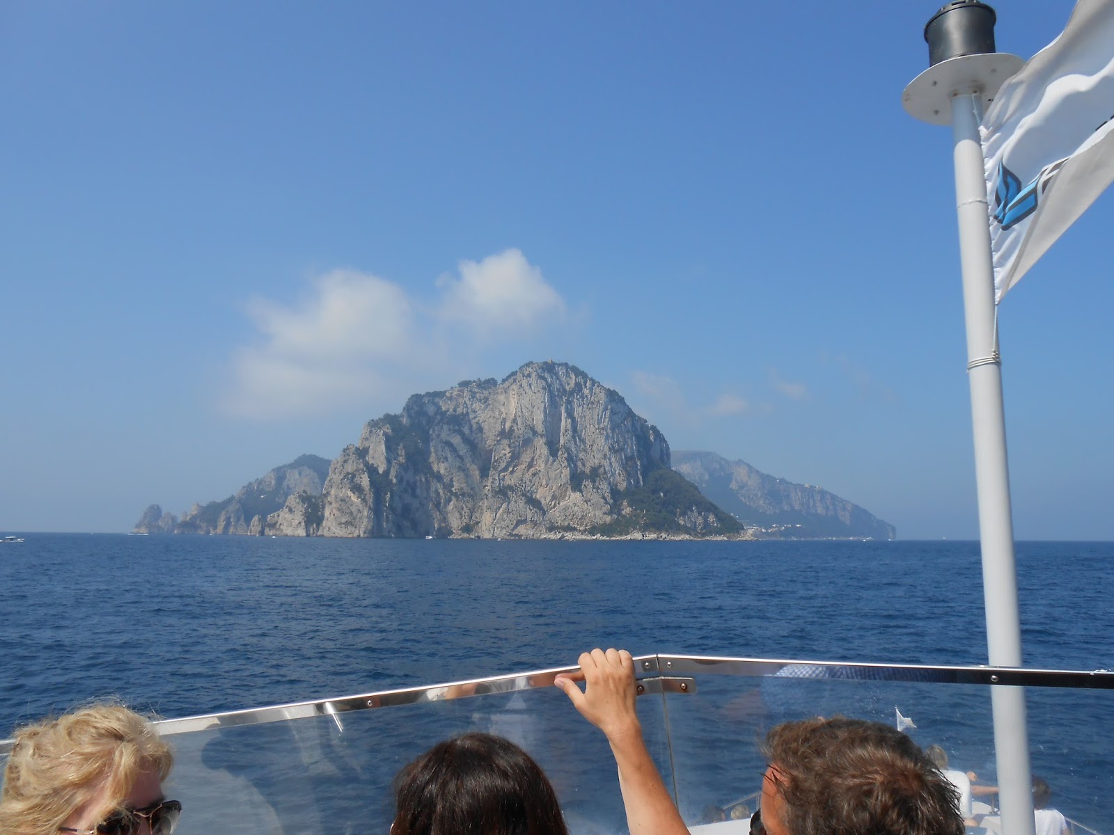 Come si è formato il manto verde dell'isola di Capri? The green mantle of Capri