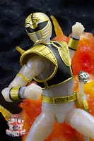 Lightning Collection Mighty Morphin 'Metallic' White Ranger 18