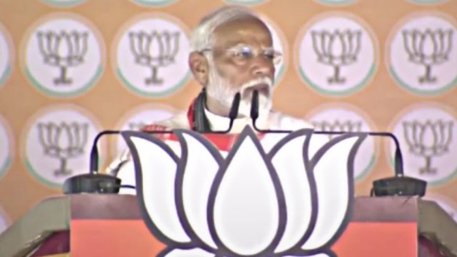 गाजीपुर में पीएम मोदी का तीखा हमला: कांग्रेस और सपा पर लगाए गंभीर आरोप