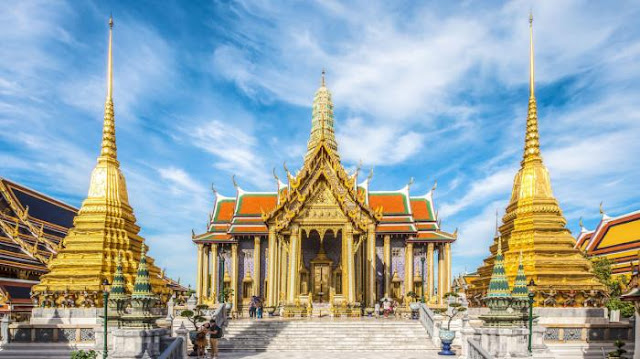 15 Keindahan The Grand Palace Thailand yang Kemegahannya Sangat Memukau