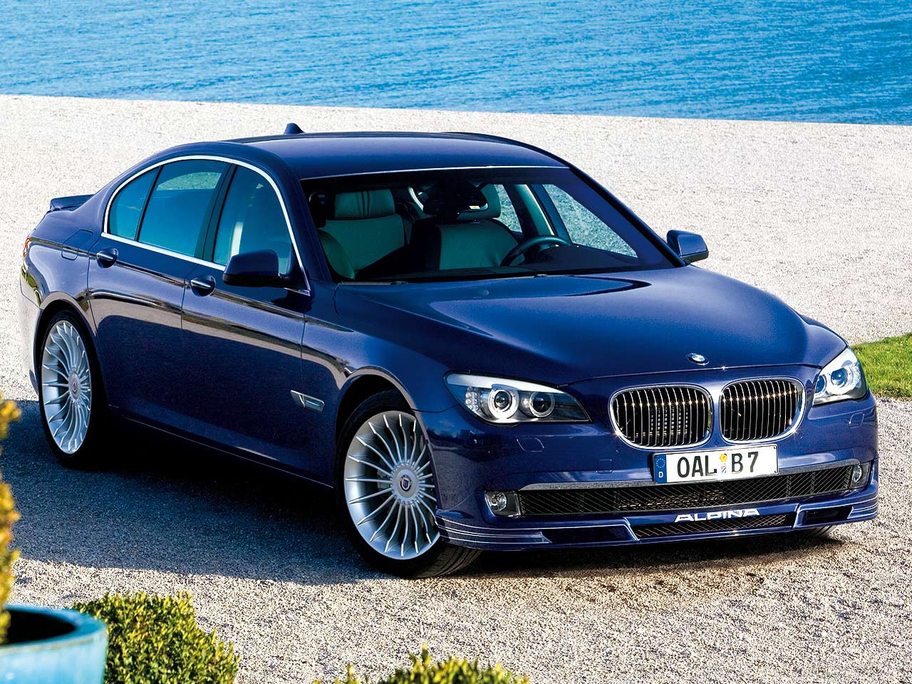 Car Automobile World: BMW Cars