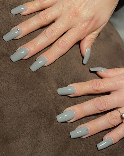 Trendy Grey Nail Design
