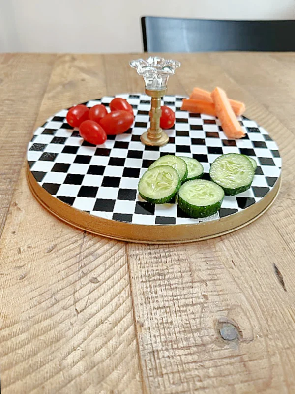 black and white tray with veggies