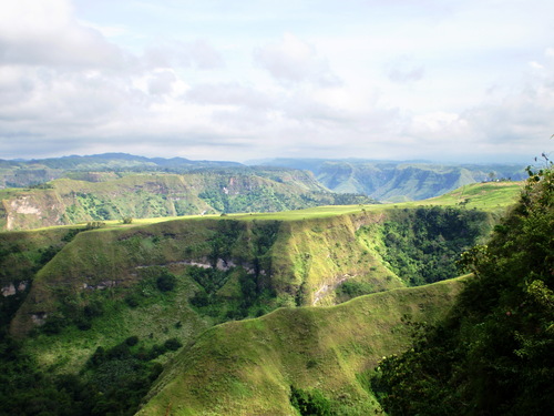 Anyong Lupa: TALAMPAS (plateau)