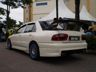 Proton Wira Damd