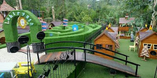 wahana tiket masuk dan alamat dusun bambu family leisure park  lembang