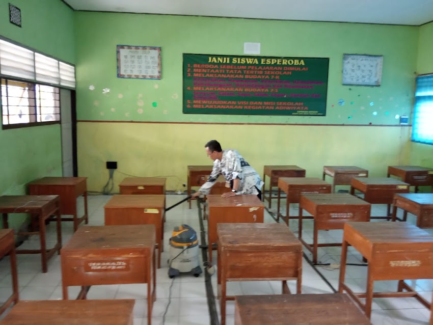 PERSIAPAN JAM TAMBAHAN DI LAB KOMPUTER